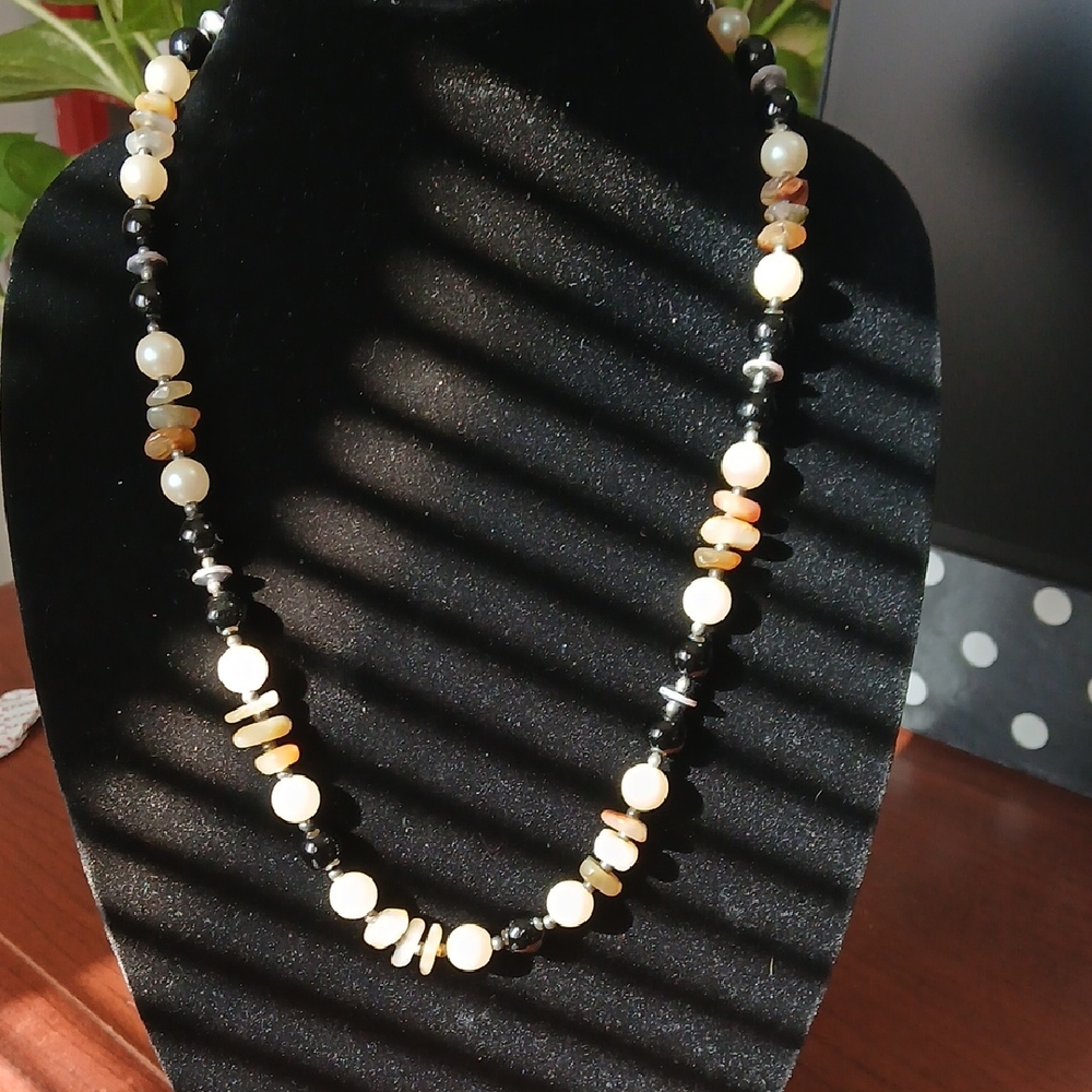Elegant Black and Cream Beaded Necklace